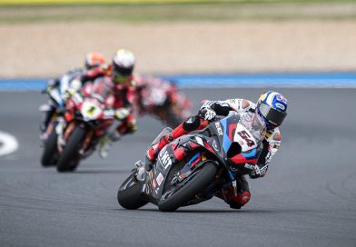 Razgatlioglu beats Bulega and Bautista to WorldSBK Estoril Race 2 glory as championship rages on